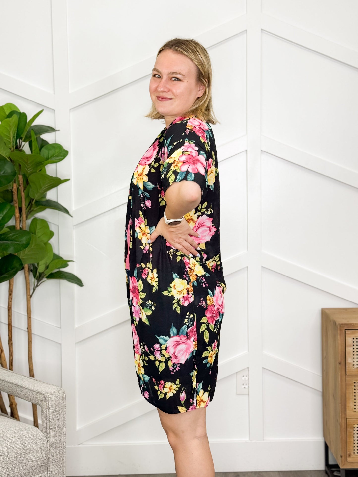 Reg/Plus-Makes Me Wonder Floral Cardigan