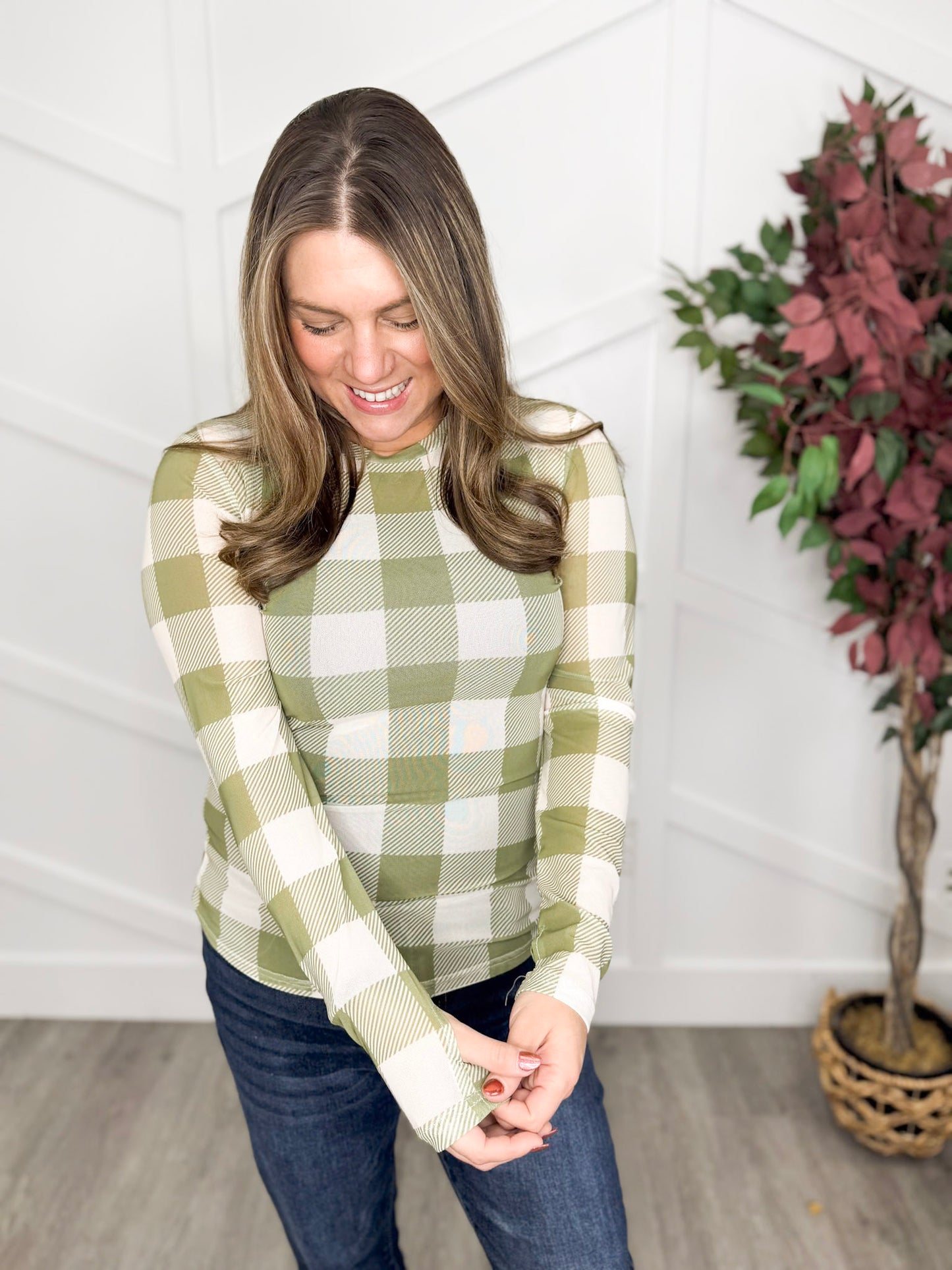 Reg/Plus-Plaid Crush Mesh Top
