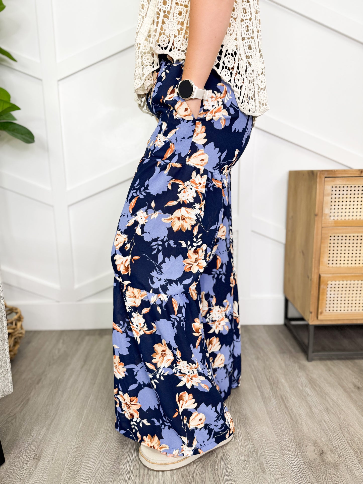 Reg/Plus- Blooming Fields Pants