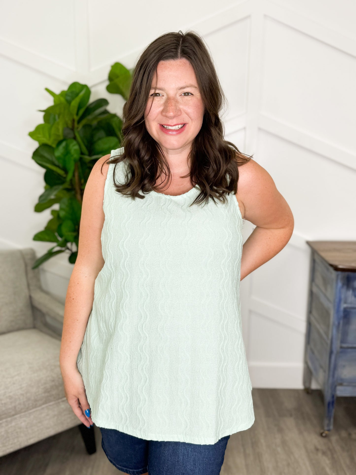 Elegant Essential Tank