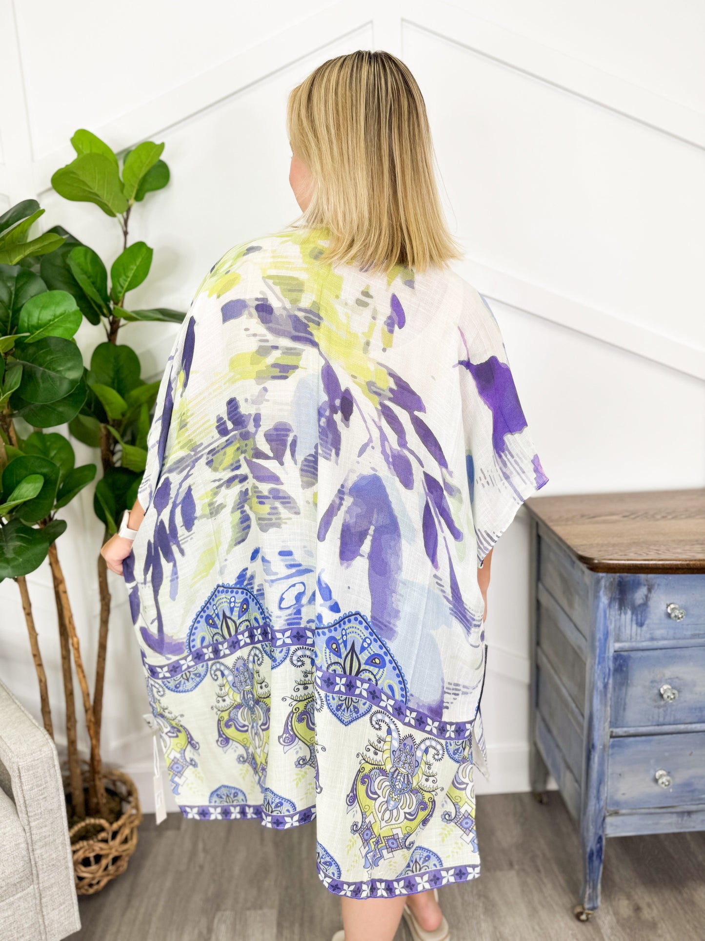 One Size White Multi Kimono