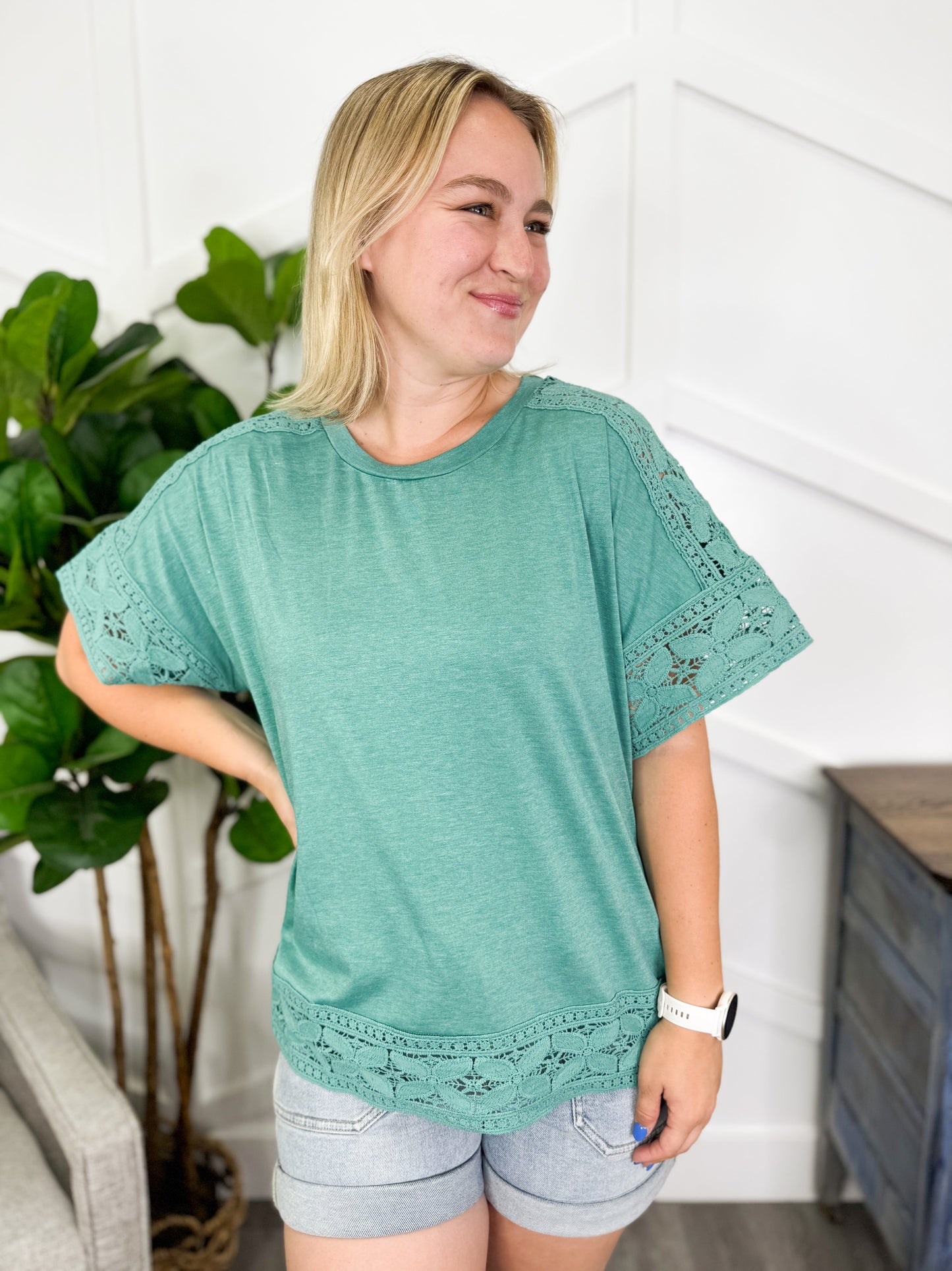 Reg/Plus-The Classic Touch Top
