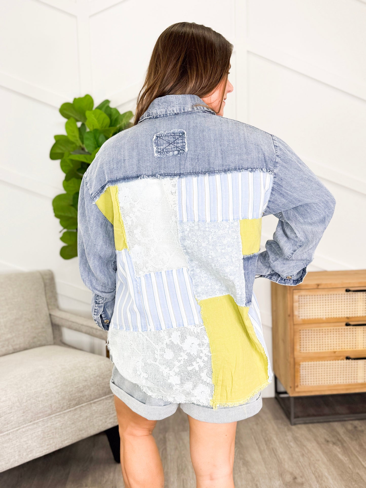 Reg/Plus-Iconic Button Down Top