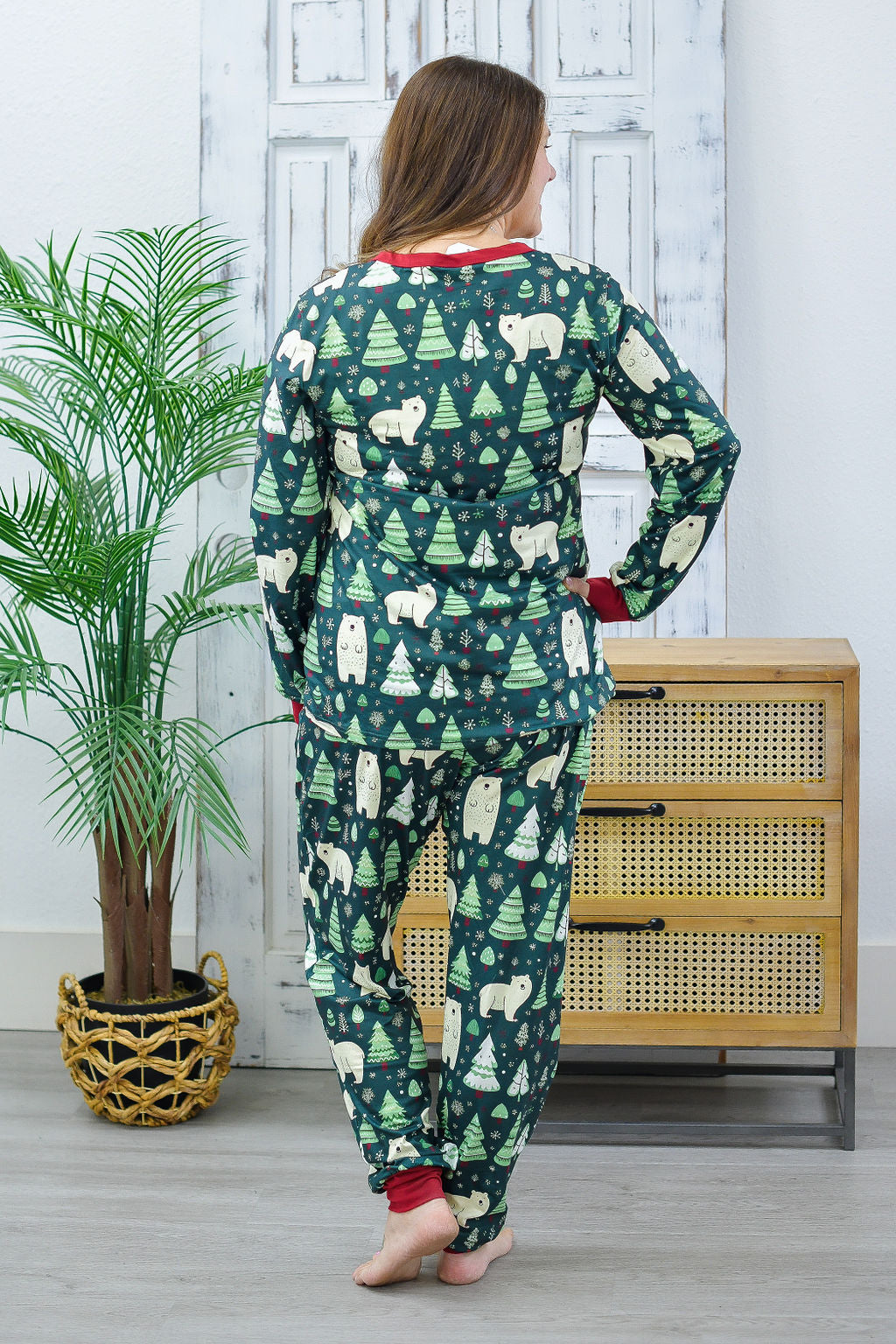 Reg/Plus-Polar Bear PJ's (Long Sleeve & Jogger)