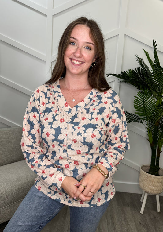 Reg/Plus-Sweet Floral Long Sleeve Top