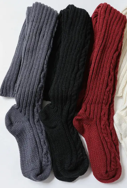Cable Knit Socks (Assorted)