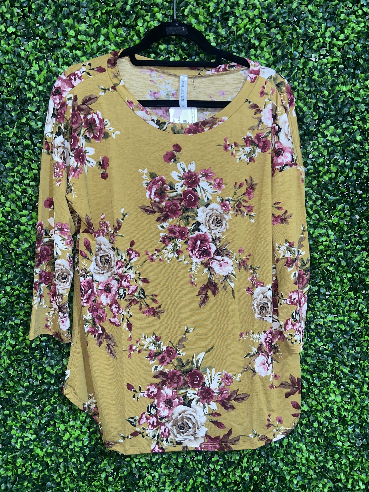 Margaret Floral 3/4 Sleeve Top *Final Sale*