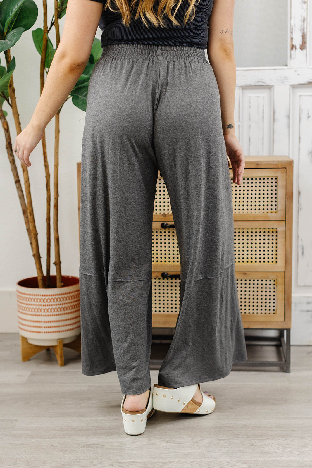 Reg/Plus-Stated Purpose Wide Leg Pants