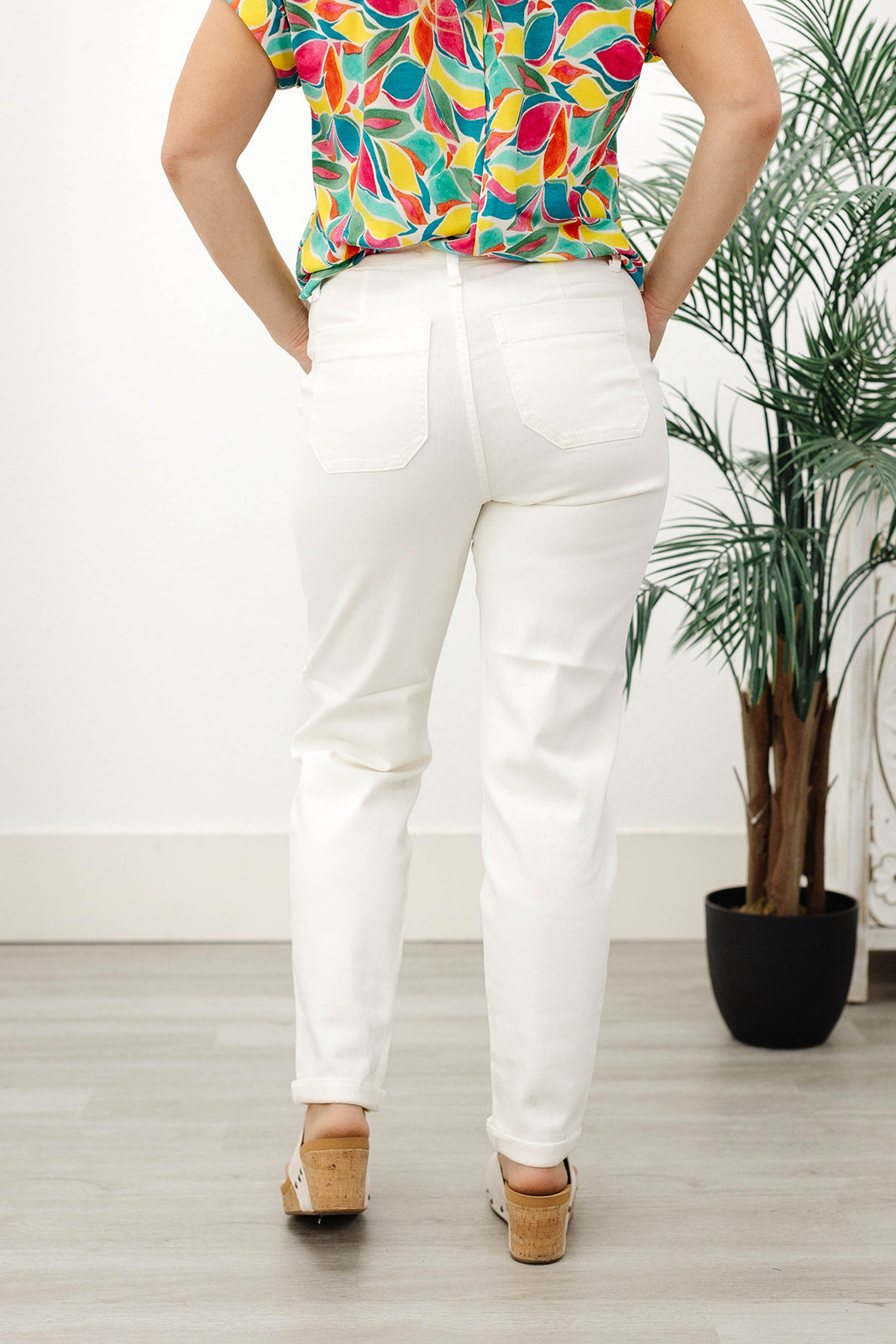 Ivory Pull On Joggers by Judy Blue