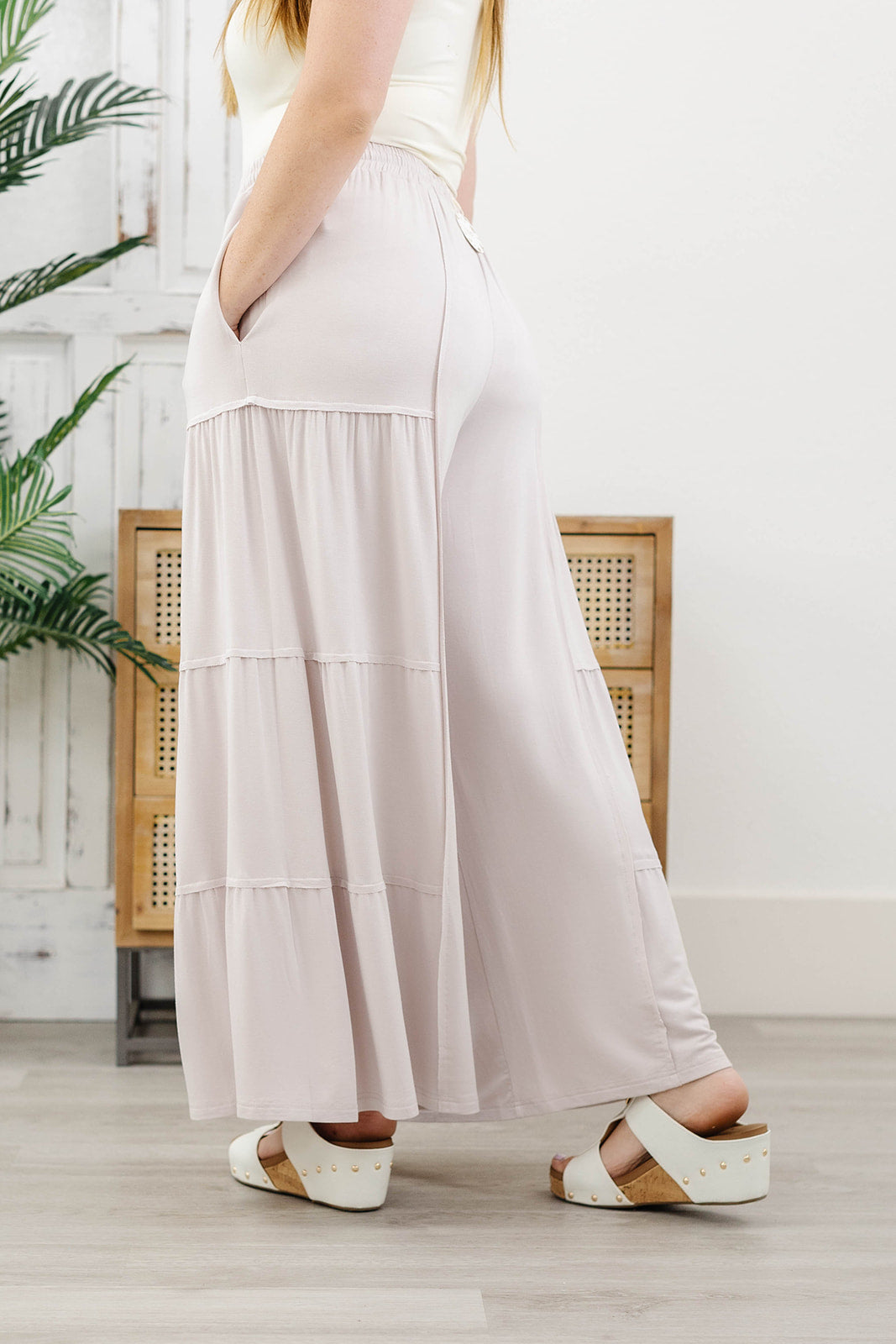 Reg/Plus-Perfectionist Tiered Wide Leg Pant