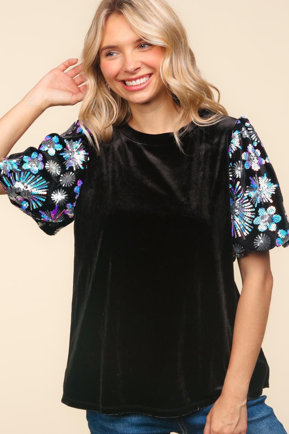 Reg/Plus-Add Shimmer Sequined Detail Top